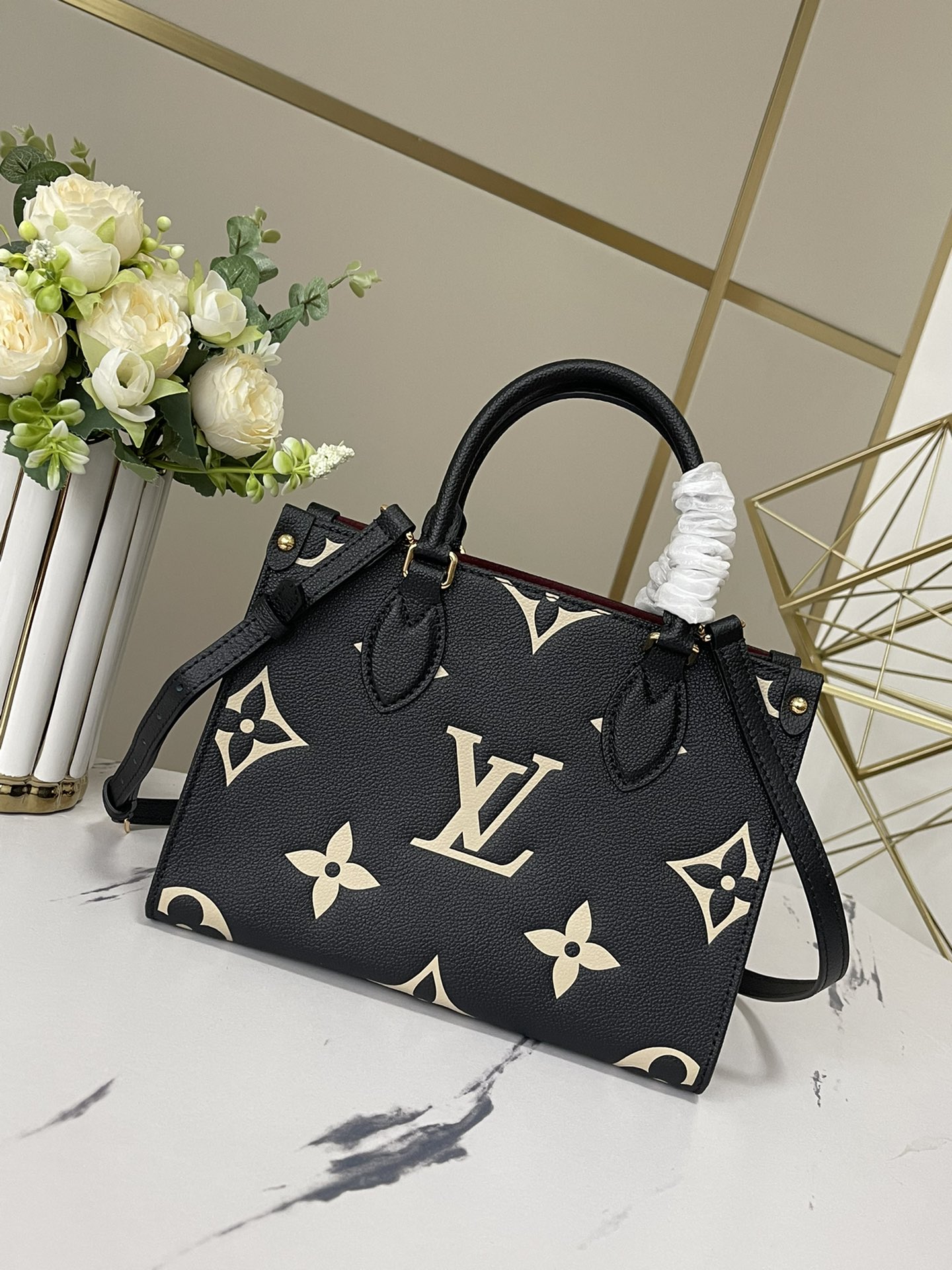 Louis Vuitton Shopping Bags